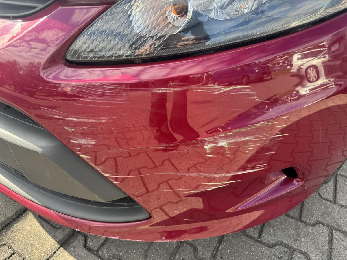 Ford Fiesta JA8 original Sto&szlig;stange Stossf&auml;nger vorn Hot Magenta Bj.2008